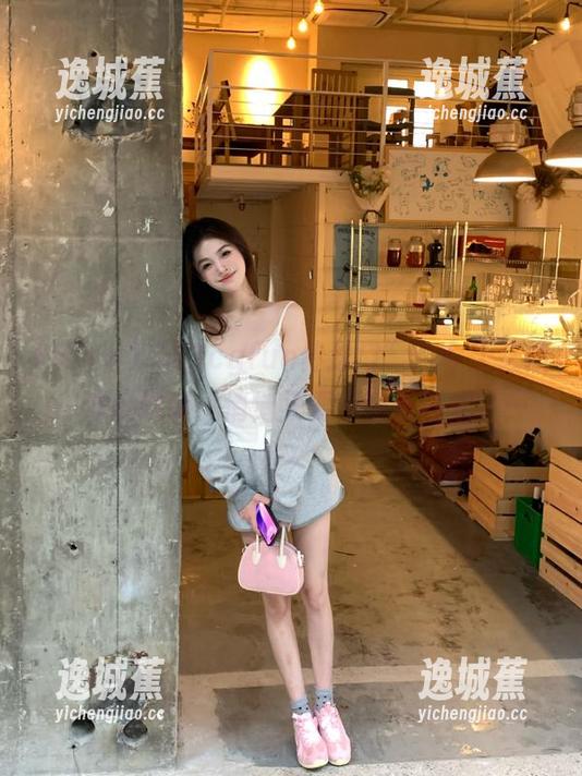 “51cgfun传送门”：今天又被一波瓜刷屏，悄悄又要开熬夜模式了…