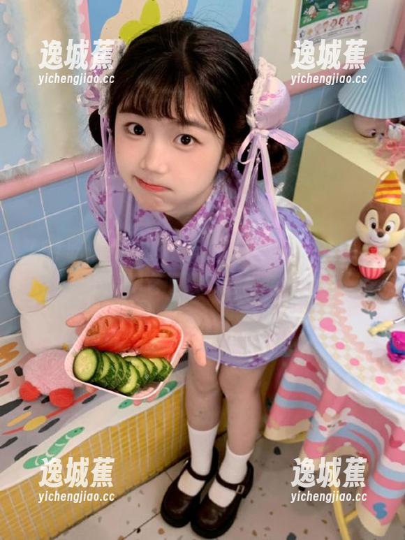 一边观看51吃瓜，一边想着要不要把它下载？好纠结啊！