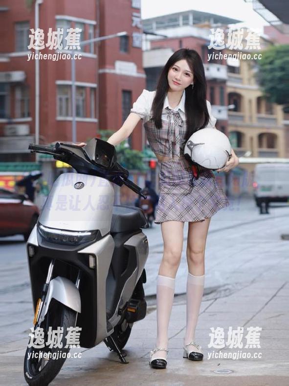 直达51吃瓜网最新官网版，真是让人忍不住想潜入探个究竟！