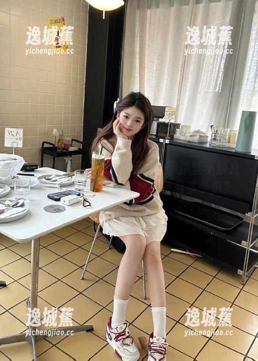 51爆料网 51爆料网:分享那些不被允许说的悄悄话,敢问你心里有多少瓜?