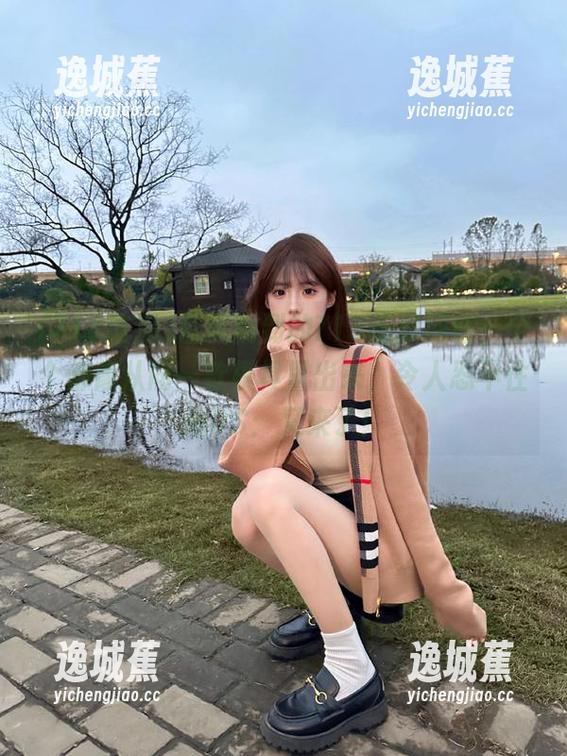 首页刷到的718吃瓜网红，个个都像从同一款模具里出来，令人忍不住想OS：又来了！