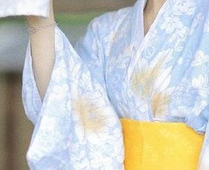 92吃瓜群众官网，瓜田李下，吃瓜的同时还意外收获奇闻趣事！