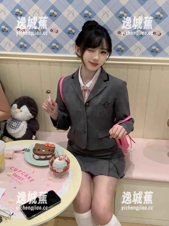 哎呀，tttzzz.su苹果版里的黑料入口长视频，真让人忍不住多看一遍！