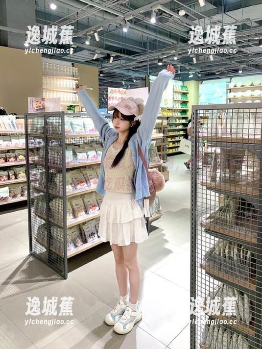 今天的瓜又大又甜，快下载五一吃瓜尝鲜！