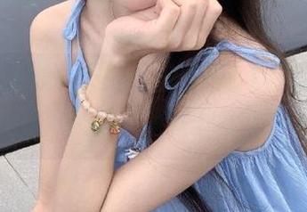 今天的今日吃瓜51，委屈的大瓜闯入入口，简直欢乐满分！