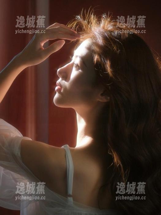 最新八卦，冲哥精选外星人与混沌临界的约会，别说还挺配！