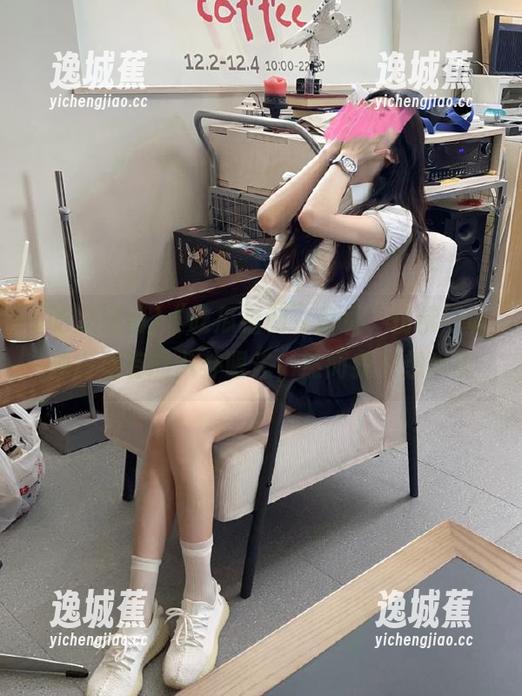 吃瓜福利 “吃瓜福利”首页,仿佛可以独占所有的八卦眼光,然而我只想吃瓜