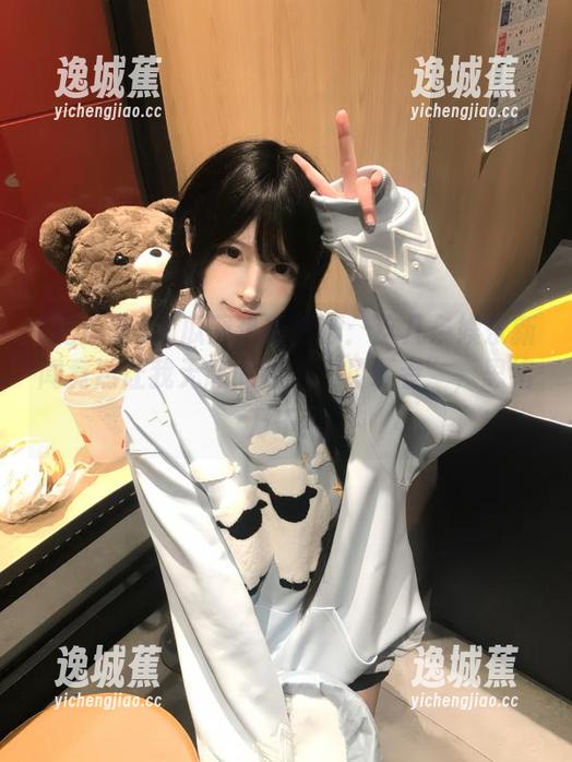 吃瓜网热播视频：这几条娱乐新闻竟然让我无意间成了“见证者”，思绪万千！
