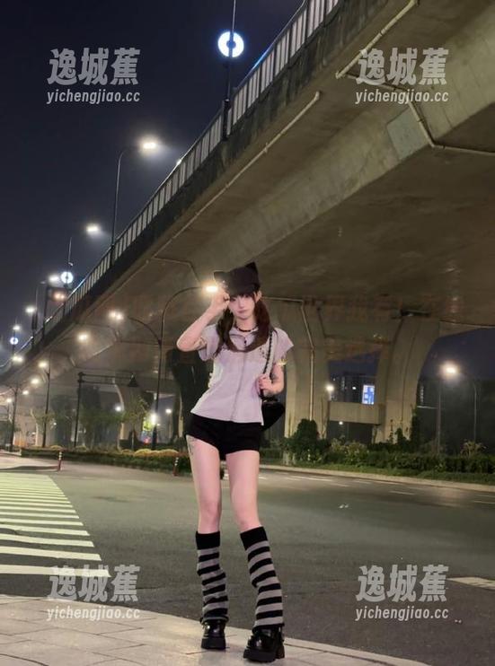收藏在手，吃瓜世界我有！在线吃瓜网简直是消遣的完美选择。