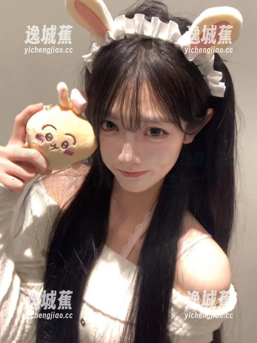 吃瓜论坛首页最新热潮，有人说一口瓜就能评人生！