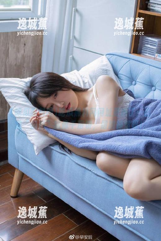 吃瓜黑料网网址更新了：这波“爆料”就像千层饼，层层掉渣呀！