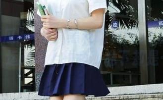 看！黑料吃瓜网51里的体育生，运动场上拼命，私下却是……