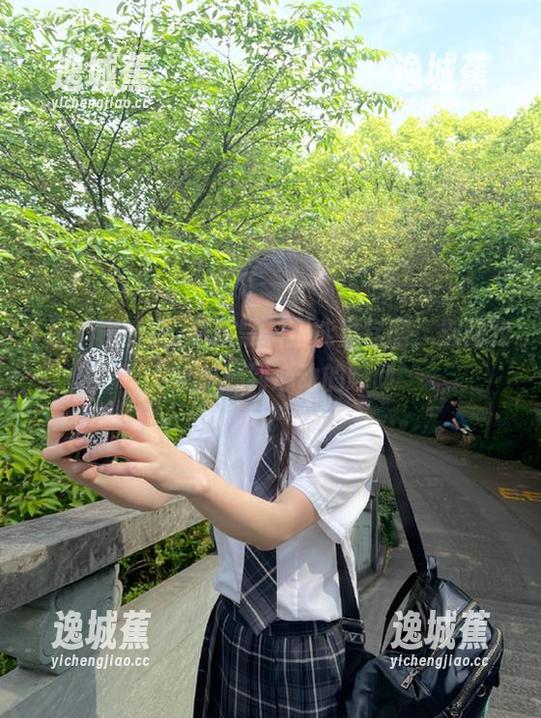 最新黑料正能量官网，别问我为啥总刷到心动的瞬间