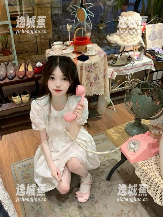 最新黑料网，随时随地不打烊，让人想问：你睡了吗？