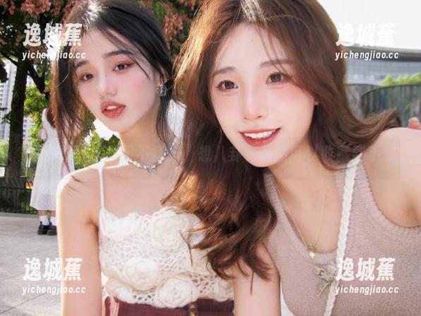 黑料网不打烊，想八卦？当然可以收藏到手软