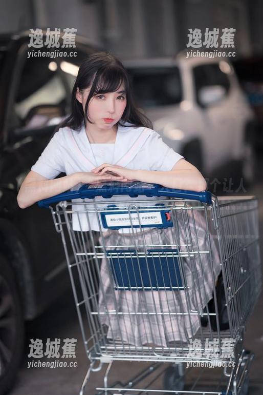 “黑料网站”入口：那个让人百看不厌的内幕森林