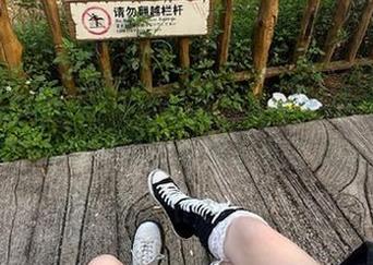 黑料网络首页，正能量不打烊太郎，感觉仿佛有股暖流在心里流淌…