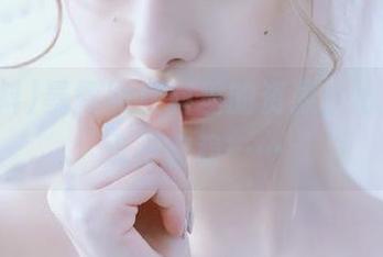 暴露黑社料里的资源，心里总有点不安稳……